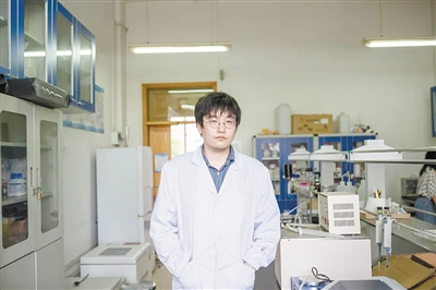 chenying9768_b.jpg